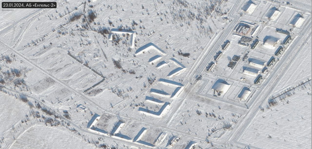 Ось як виглядає аеродром &quot;Енгельс-2&quot;, з якого взлітають літаки бомбити українські міста (фото)